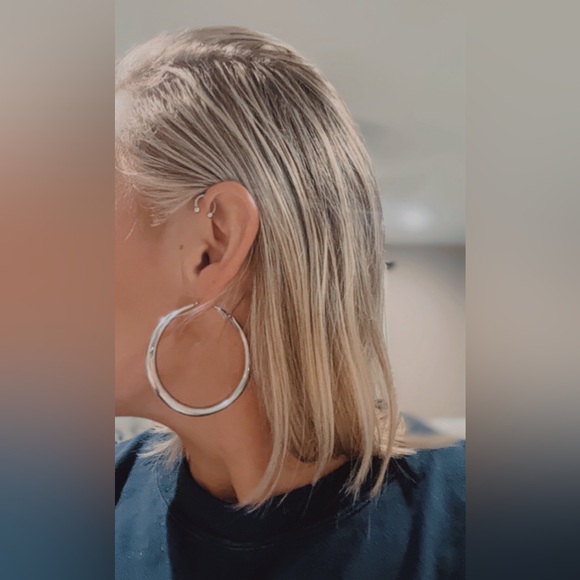 NWOT Hoop Earrings - Picture 2 of 3